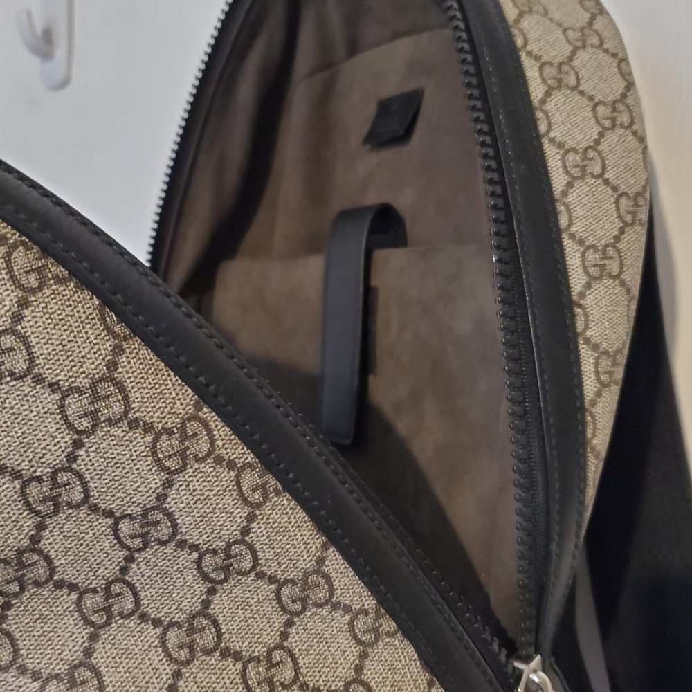 *AUTHENTIC* Gucci Supreme Canvas Large Unisex Backpack - Picture 7 of 8